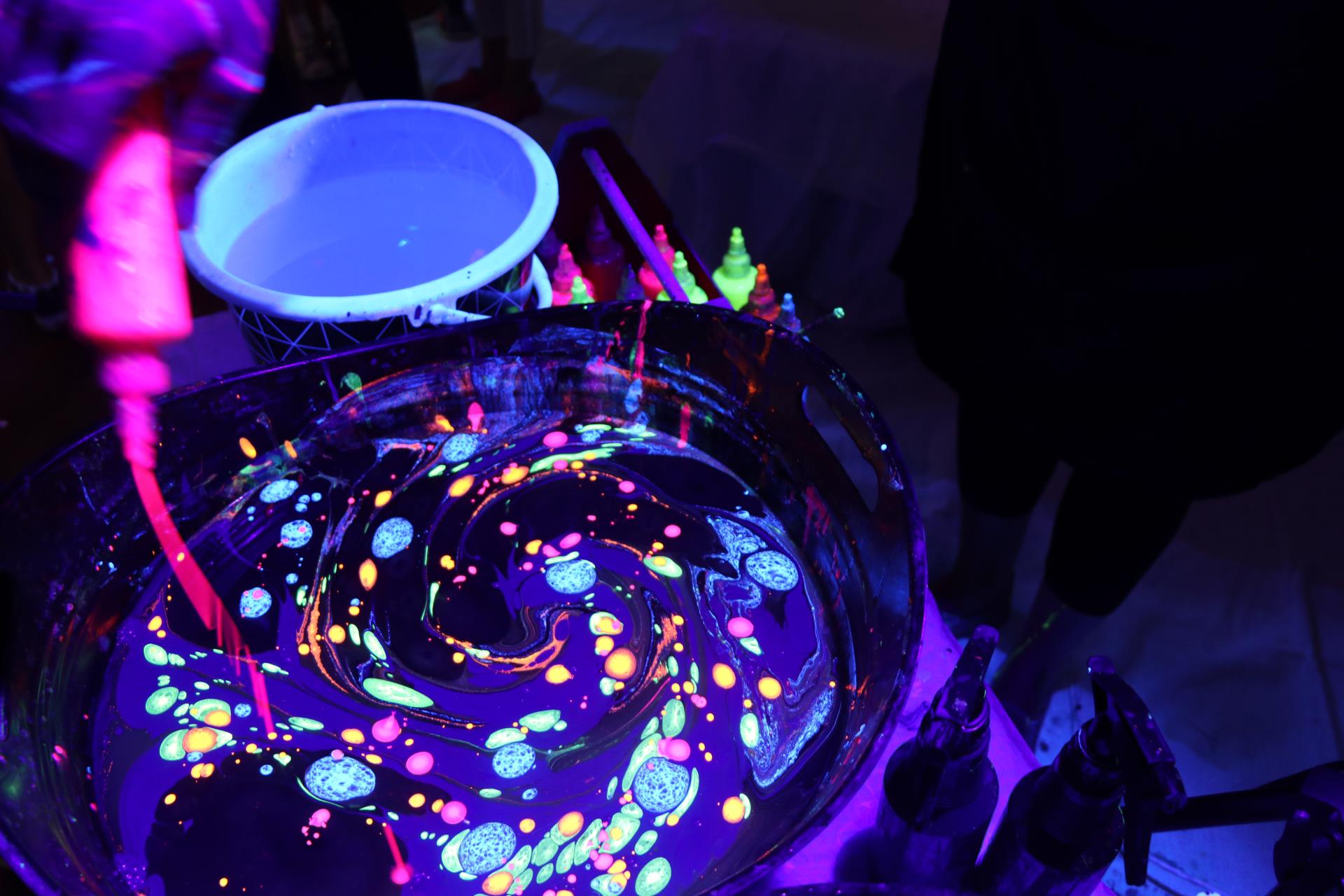 Youth Connect: Glow in the Dark Painting