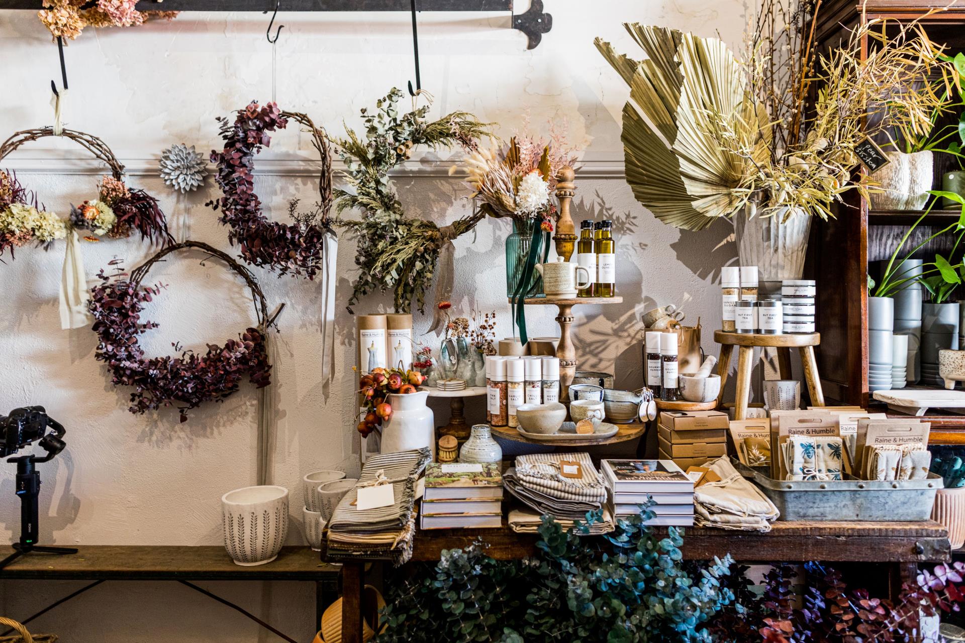 Find the perfect gift in Vincent this Christmas!