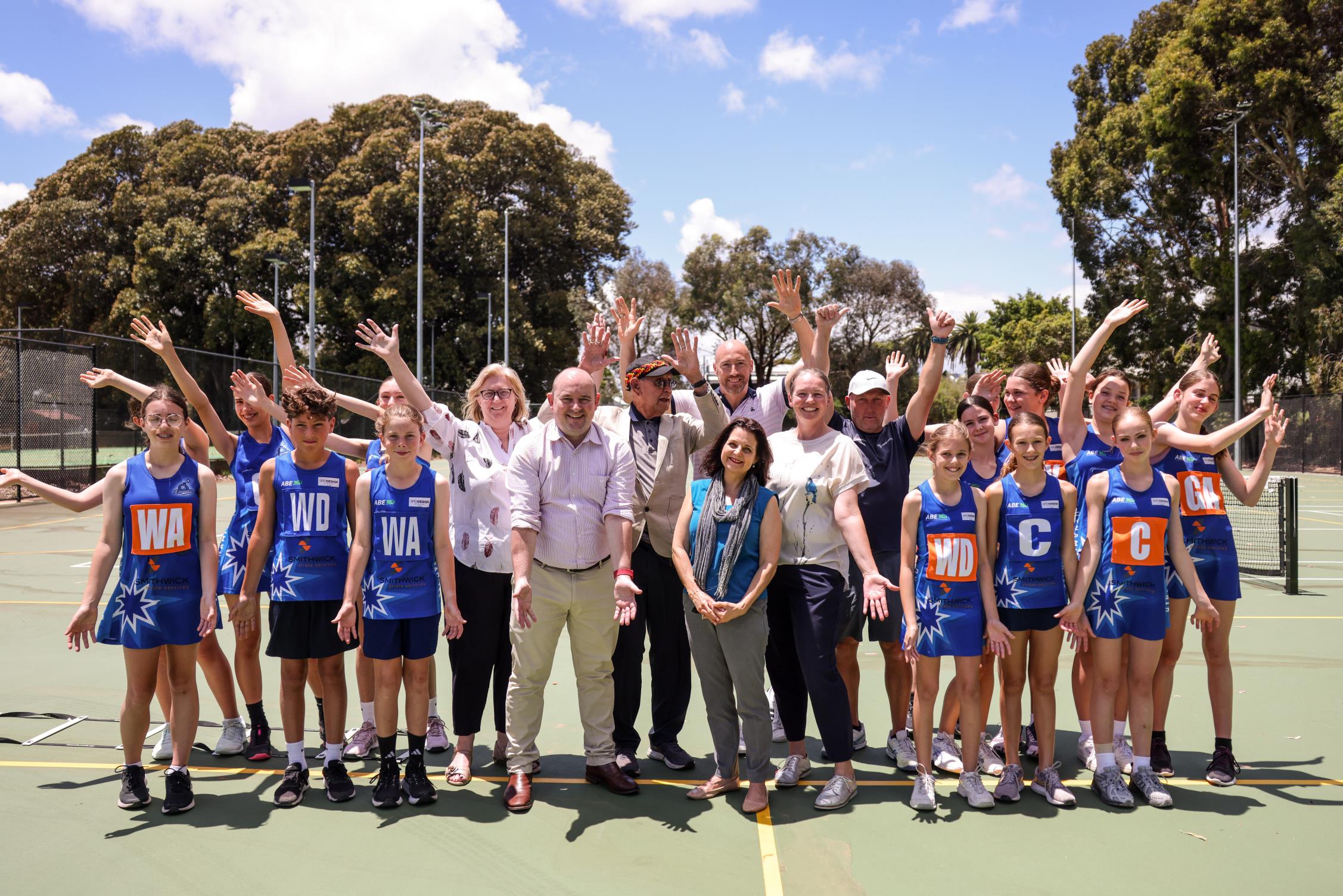 Tennis and netball players unite at Robertson Park