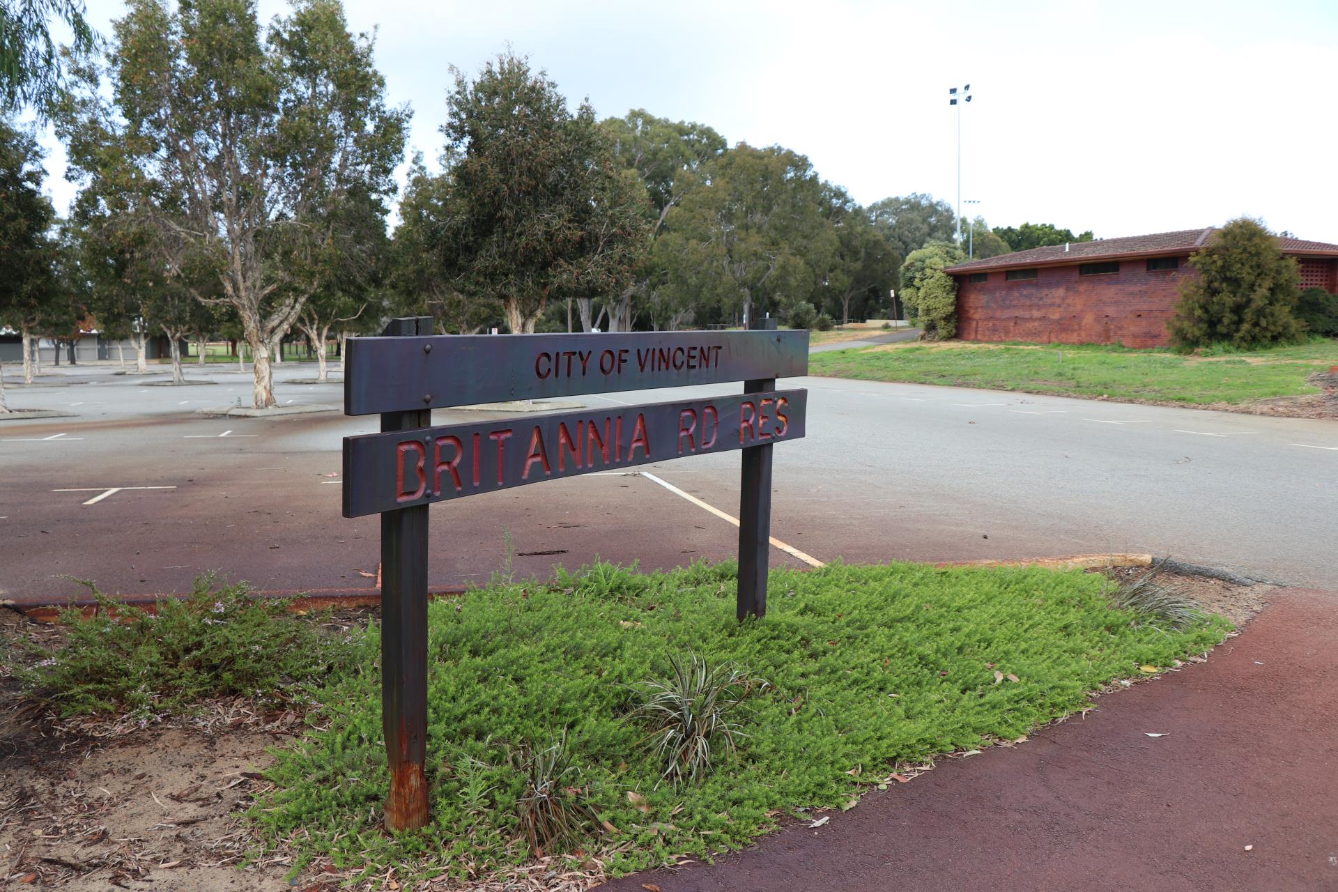 Britannia Reserve telecommunications tower works