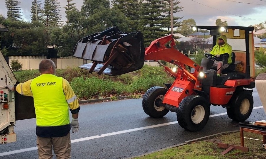 Valet service for junk waste