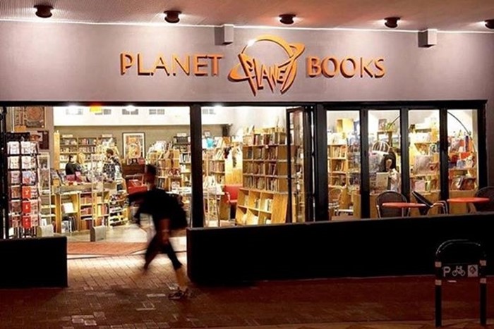 Image Gallery - Planet Books